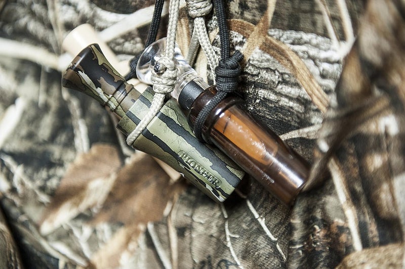 Duck Commander صافرات البط الكلاسيكية - مجموعة متنوعة من الأنماط، متينة وسهلة الاستخدام لصيد الطيور المائية - Image 1